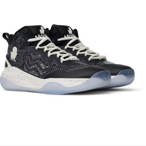 Moolah Neovolt Pro V2 Athletic Shoes - Black and White New Size 6